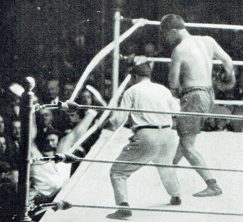 Boxing match luis - luis, jack